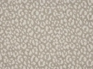 nourison_savoy_leopard_savlp_soft_green_sftgn_sample